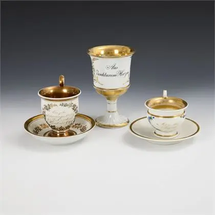 3 porcelaines d'amitié