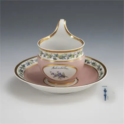 Tasse d'amitié avec fond rose. KPM Berlin
