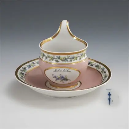 Tasse d'amitié avec fond rose. KPM Berlin