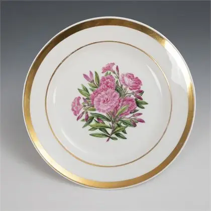 Assiette avec peinture florale. KPM Berlin