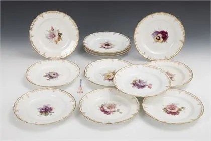 12 plates with floral painting. KPM Berlin