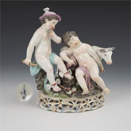 Amorretjes als Mercurius en Argus. Meissen