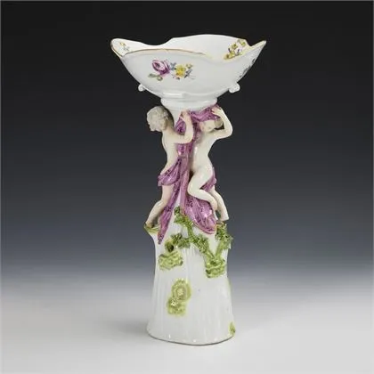 Surtout de table baroque avec amours. Meissen