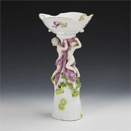 Barokowy pater z amorkami. Meissen