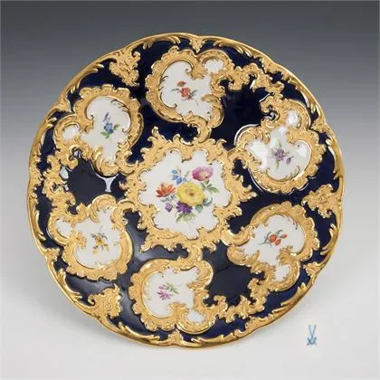 Grand bowl with cobalt ground. Meissen