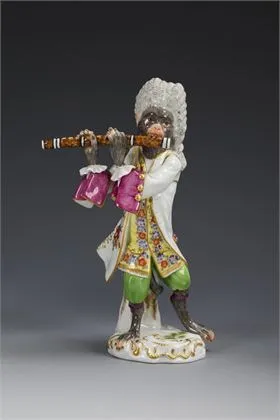 Обезьяна в роли флейтиста. Meissen