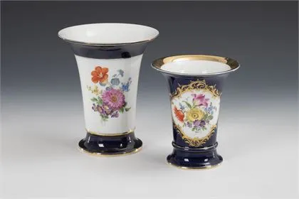 2 vases with floral painting and cobalt ground. Meissen