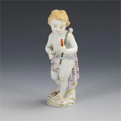 Putto avec triangle. Meissen