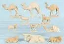 Figurines de crèche, 11 pièces - animaux – bois, H= 5-14 cm, entre autres âne, chameaux, bœufs