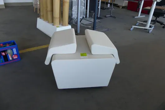 Tabouret avec dossier