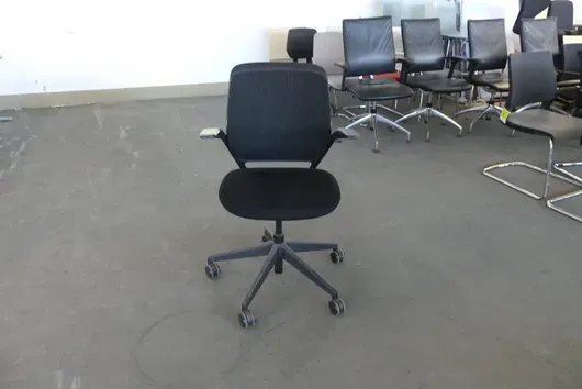 Steelcase - офисное кресло
