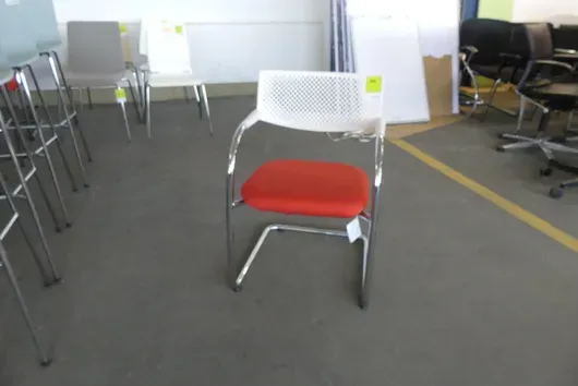 Vitra. - Freischwinger