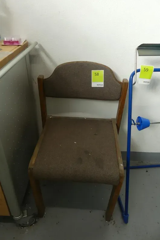 Granulé avec chaise