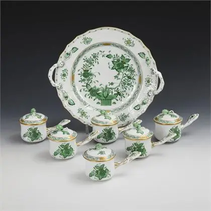 6 cream pots and 1 serving tray "Apponyi green". Herend