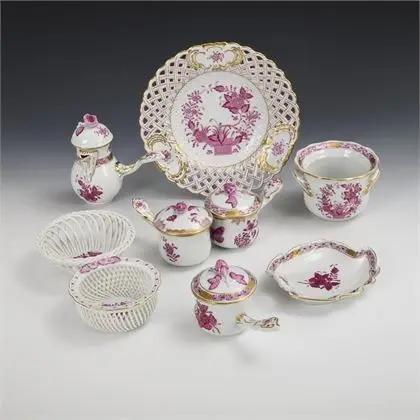9 porcelain items "Apponyi purple". Herend