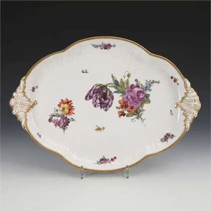 Platter with floral painting. Royal Copenhagen