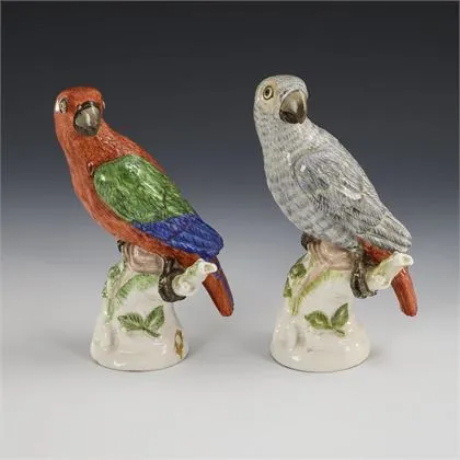 2 Kakadus. Nymphenburg