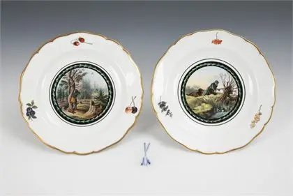2 assiettes à images avec motif de chasse. Meissen