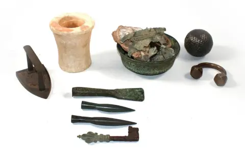 Treasure trove – with interesting, partly antique objects