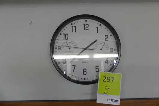 2x Horloge murale