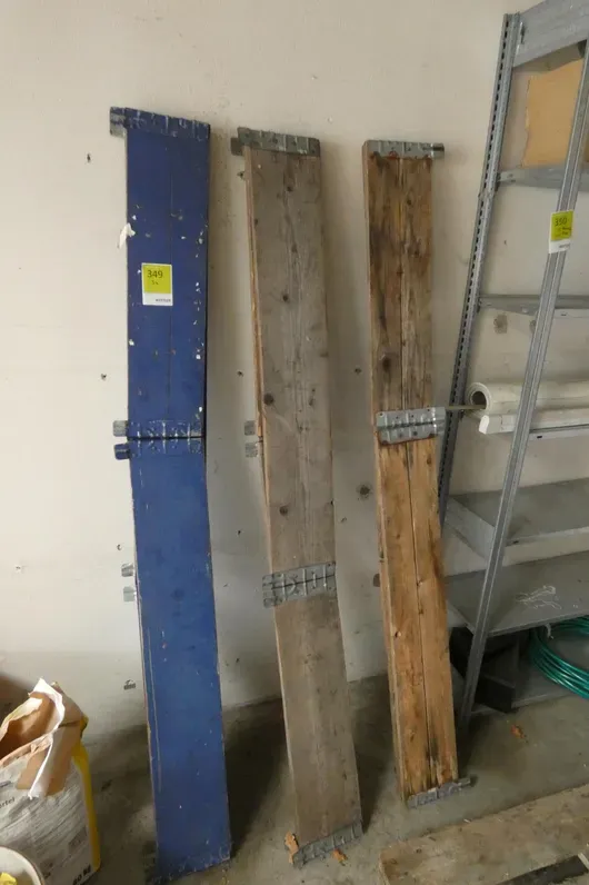 3x pallet frames