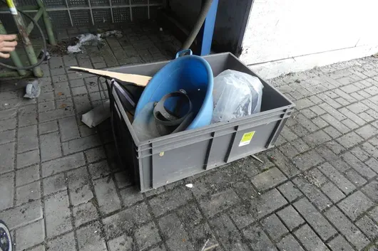 Caisse avec contenu