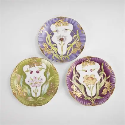 3 assiettes à dessert Art nouveau avec peinture florale. Nymphenburg