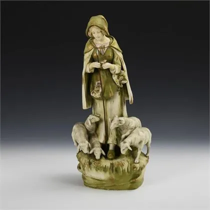 Bergère avec fleurs. Amphora