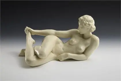 Liegende. Rosenthal