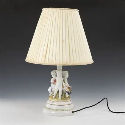 Figürliche Jugendstil-Lampe "Frühling und Sommer". Fraureuth