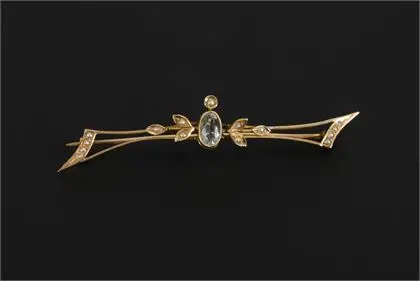Jugendstil-broche met blauwe kleursteen en zaadparels