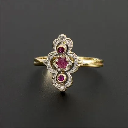 Art Nouveau ring with red stones