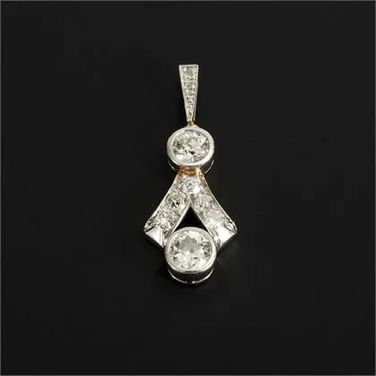 Art Deco pendant with large old-cut diamonds