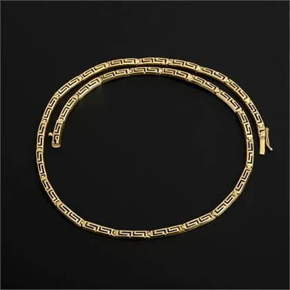 Meander necklace
