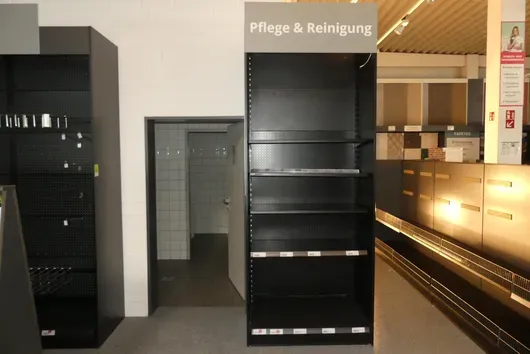 Rayonnage, sans contenu