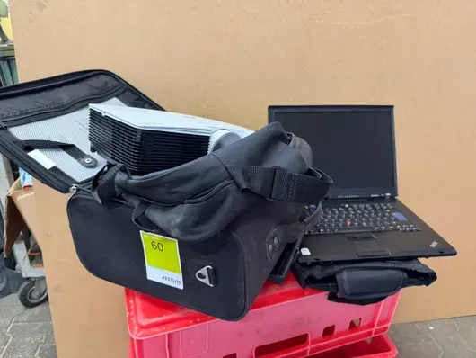 Presentation equipment