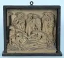 Relief – Lamentation du Christ – céramique, 16 x 18 cm, dans cadre en bois, total 18 x 21,5 cm;