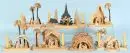 Décoration de Noël, 8 pièces – bois, 6 crèches et 1 chapelle avec chanteurs de Noël, chacune avec bougeoirs, 1 ensemble d'arbres avec cerfs, H= 10-16 cm, Erzgebirge;