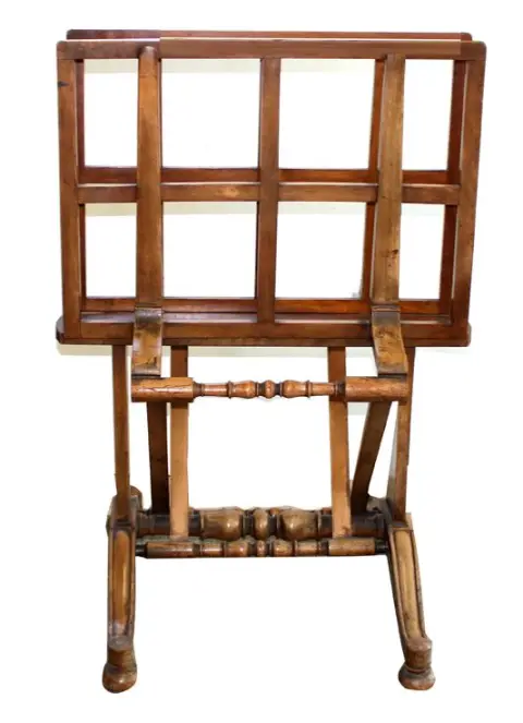 Graphic stand – from Historicism