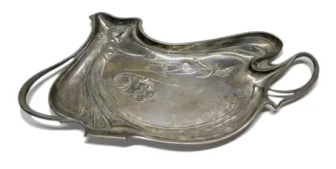 Art Nouveau tray – silver-plated pewter on 4 ball feet with floral decor