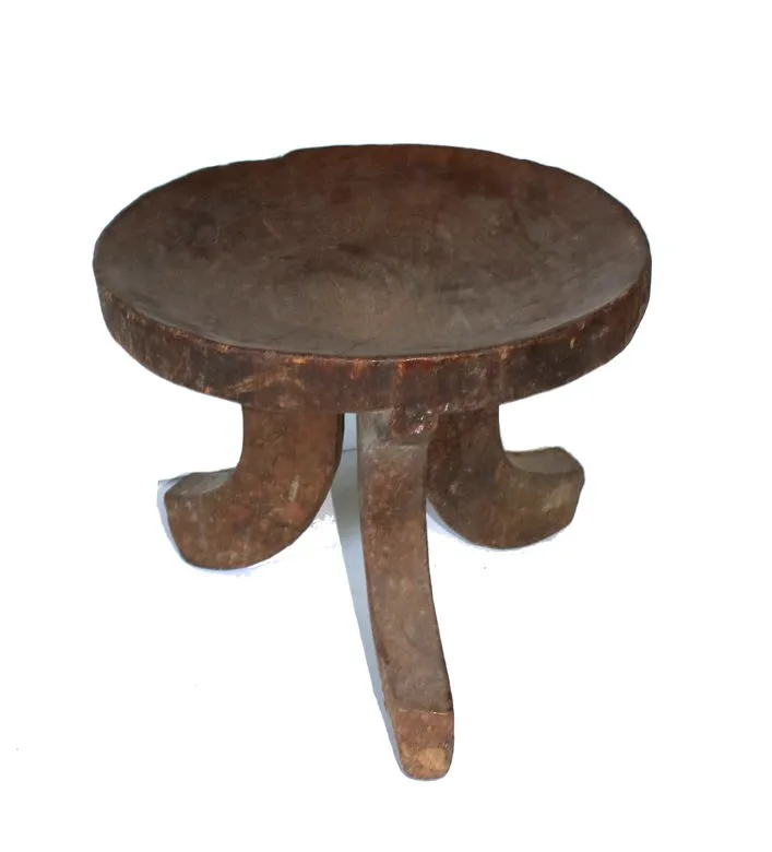 Ceremonial chair – with concave, round seat