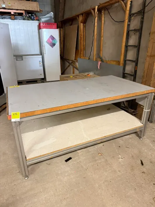 Table de travail