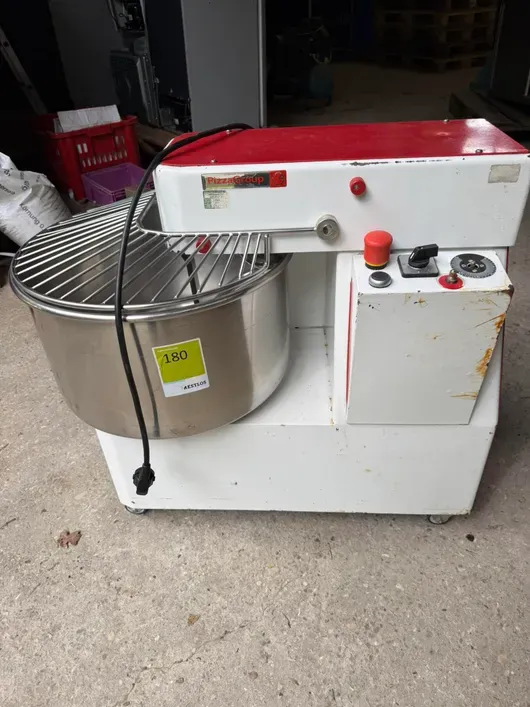 Deegkneedmachine