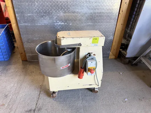 Deegkneedmachine