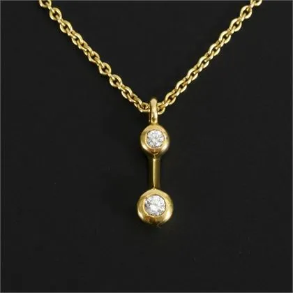 Necklace with diamond pendant