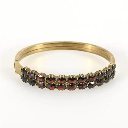 Vintage-Armreif mit Granatbesatz