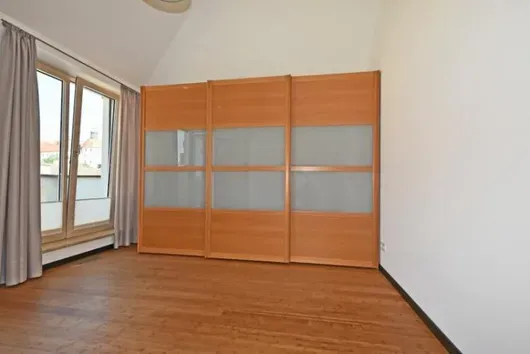 Kleiderschrank 3-türig