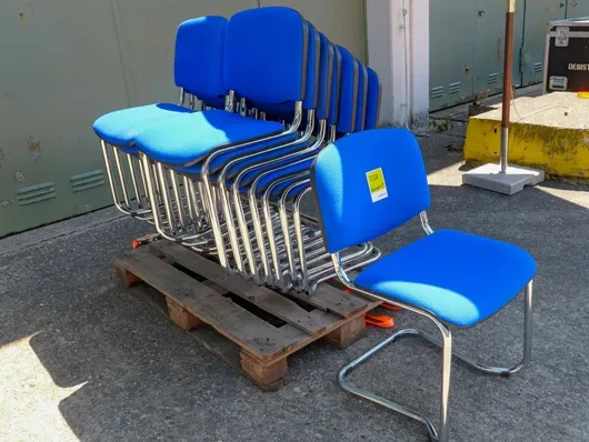 Stühle Iso Swing chrom C-06 blau
