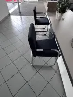 2 Besucherstühle
