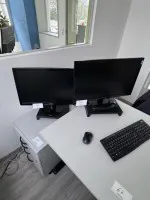 2 Widescreen-TFT-Monitore